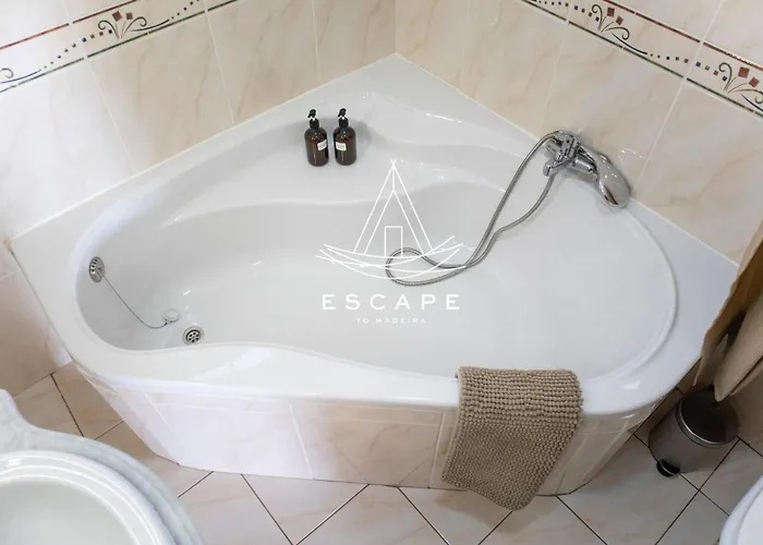 Casa J By Escape To Madeira Вилла *
