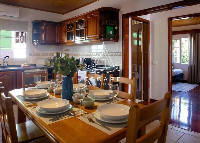Casa J By Escape To Madeira Вилла Фажан-да-Овель